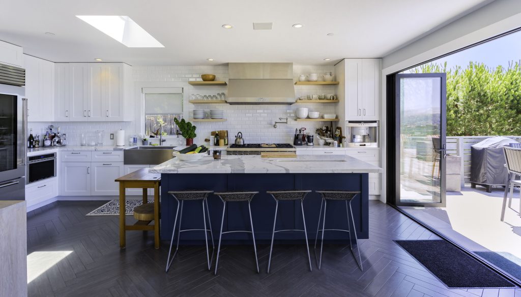 Modern Kitchen 